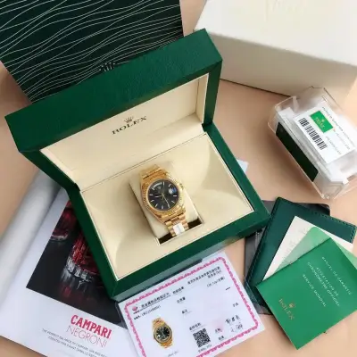 Rolex Alternative Datejust II Gold Watch in Gold