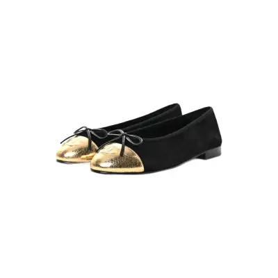 Chanel Alternative Ballet flats in