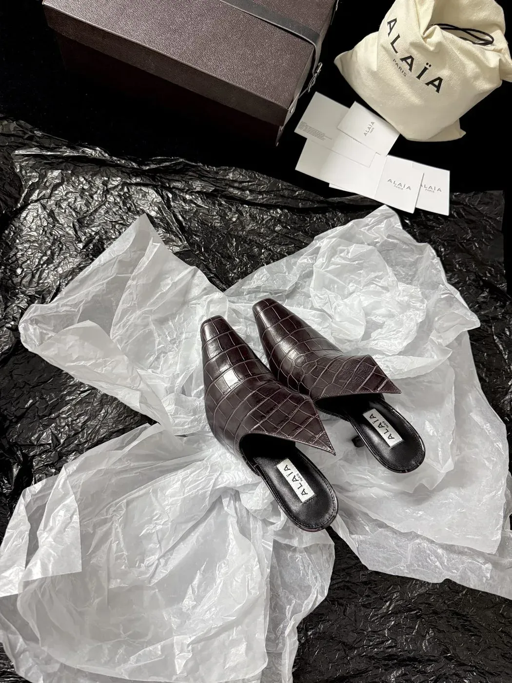 Alaïa Alternative Pumps & Mules in Black