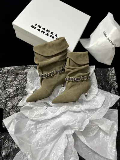 Isabel Marant Alternative Chain Chunky Boot in Pink