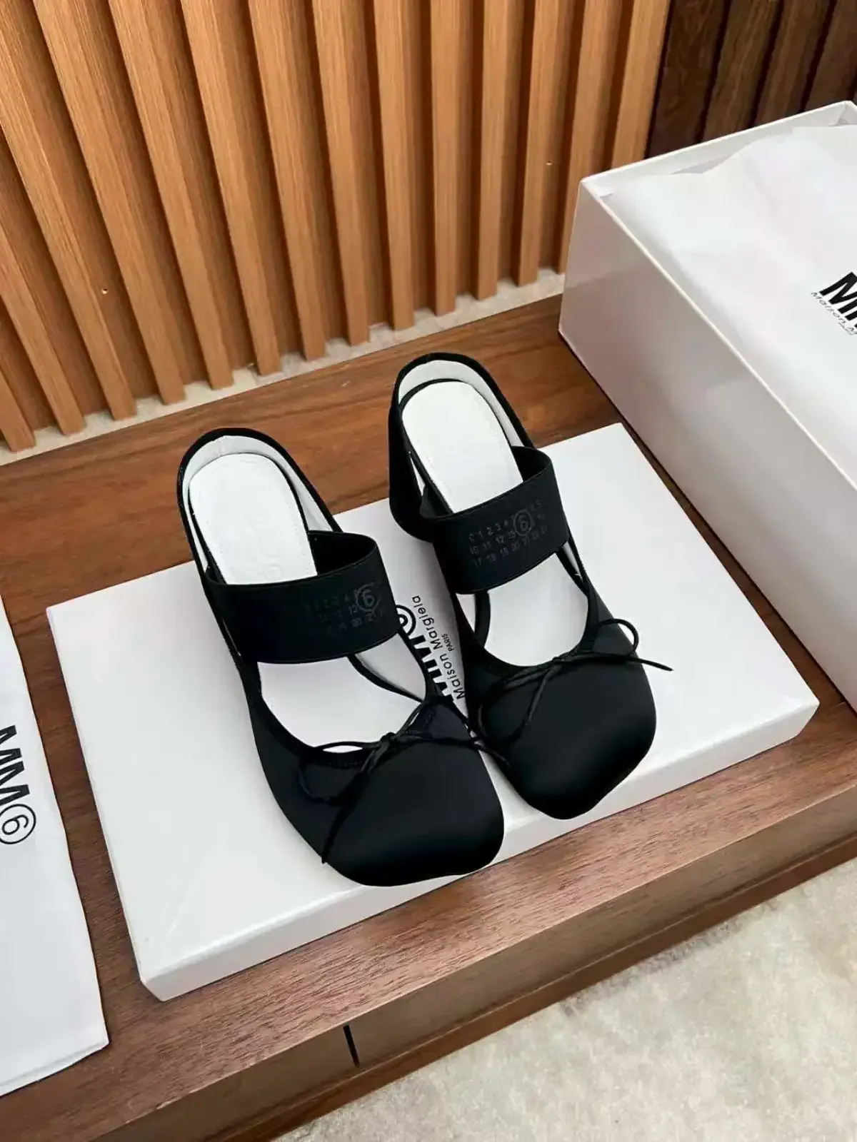 Maison Margiela Alternative MM Ballet Heeled Flats in 