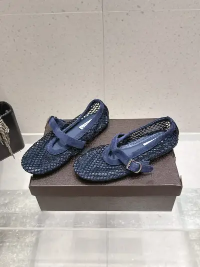 Alaïa Alternative Thong Ballet Sandal in Navy