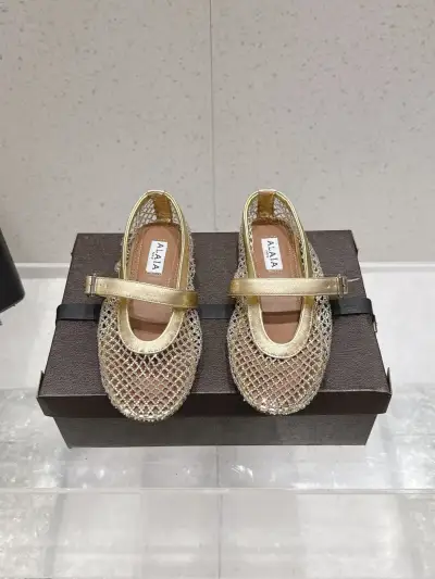 Alaïa Alternative Thong Ballet Sandal in Gold