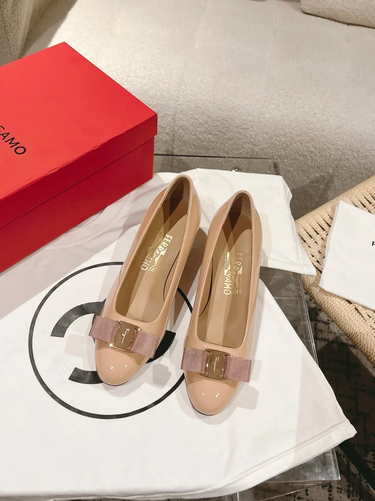 Salvatore Ferragamo Alternative Ferragamo Bow Round Toe Heels in 