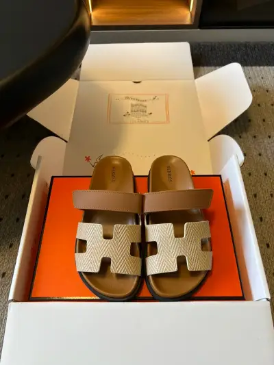 Hermès Alternative Oran H Sandals in