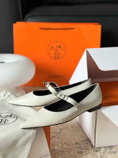 Hermès Alternative Kiara Pointed Heels in