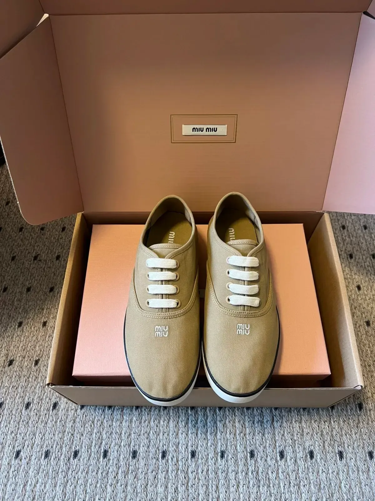 Miu Miu Alternative logo in 