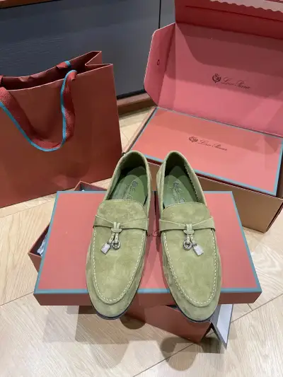 Loro Piana Alternative Summer Walk Loafers in თეთრი