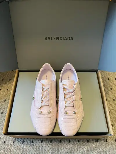 Balenciaga Alternative Shoes in