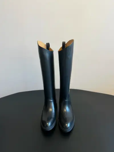 Loro Piana Alternative Kilda Leather Boots in