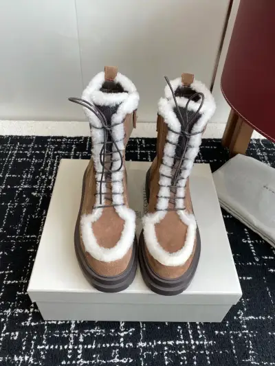 Brunello Cucinelli Alternative Cucineli in ბეჟი