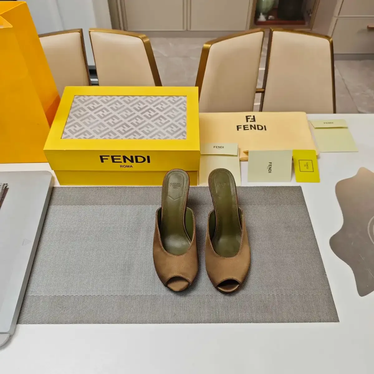 Fendi Alternative blingbling in 
