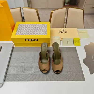 Fendi Alternative blingbling in