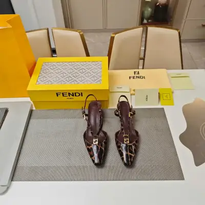 Fendi Alternative blingbling in