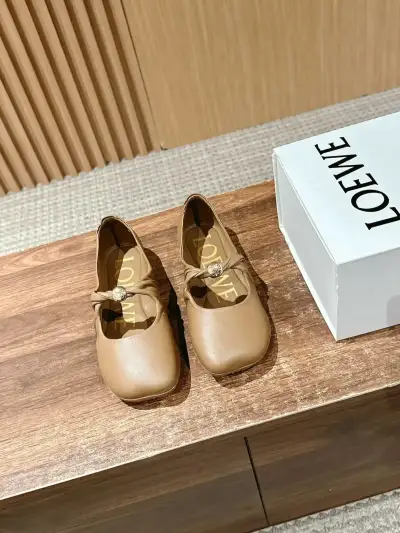 Loewe Alternative logo in