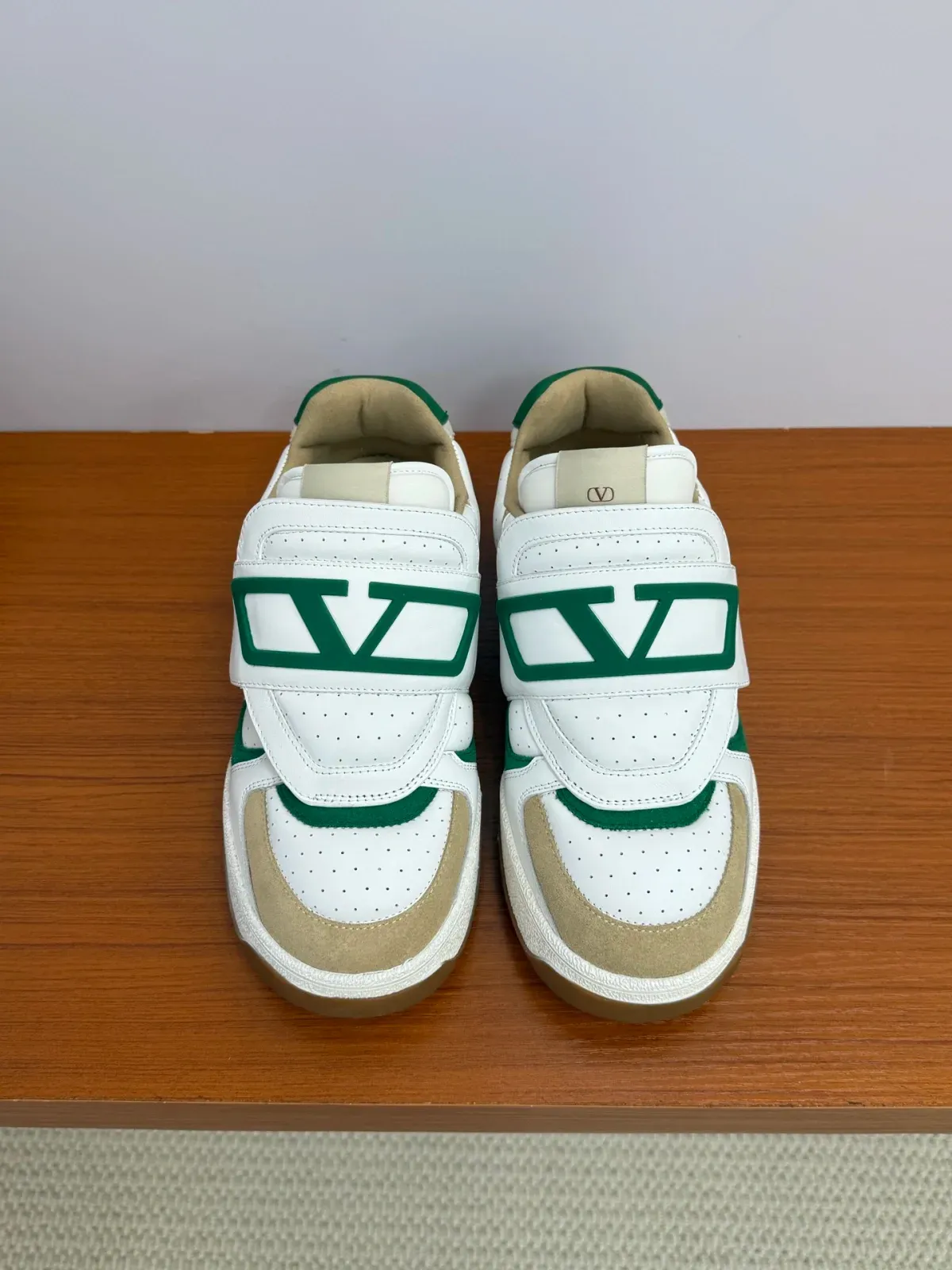 Valentino Alternative arrival in 