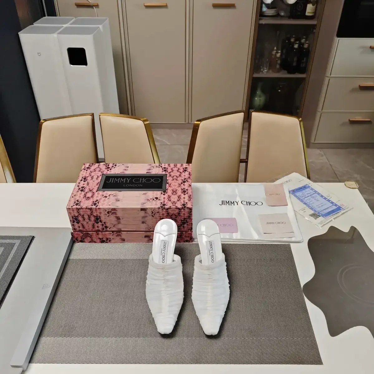 Jimmy Choo Alternative JlMMY in 