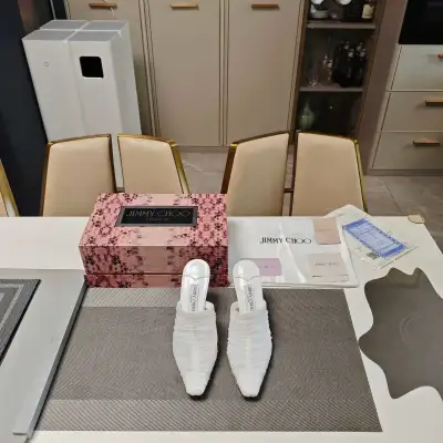 Jimmy Choo Alternative JlMMY in