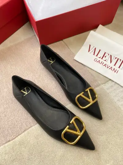 Valentino Alternative Ballet Flats in შავი
