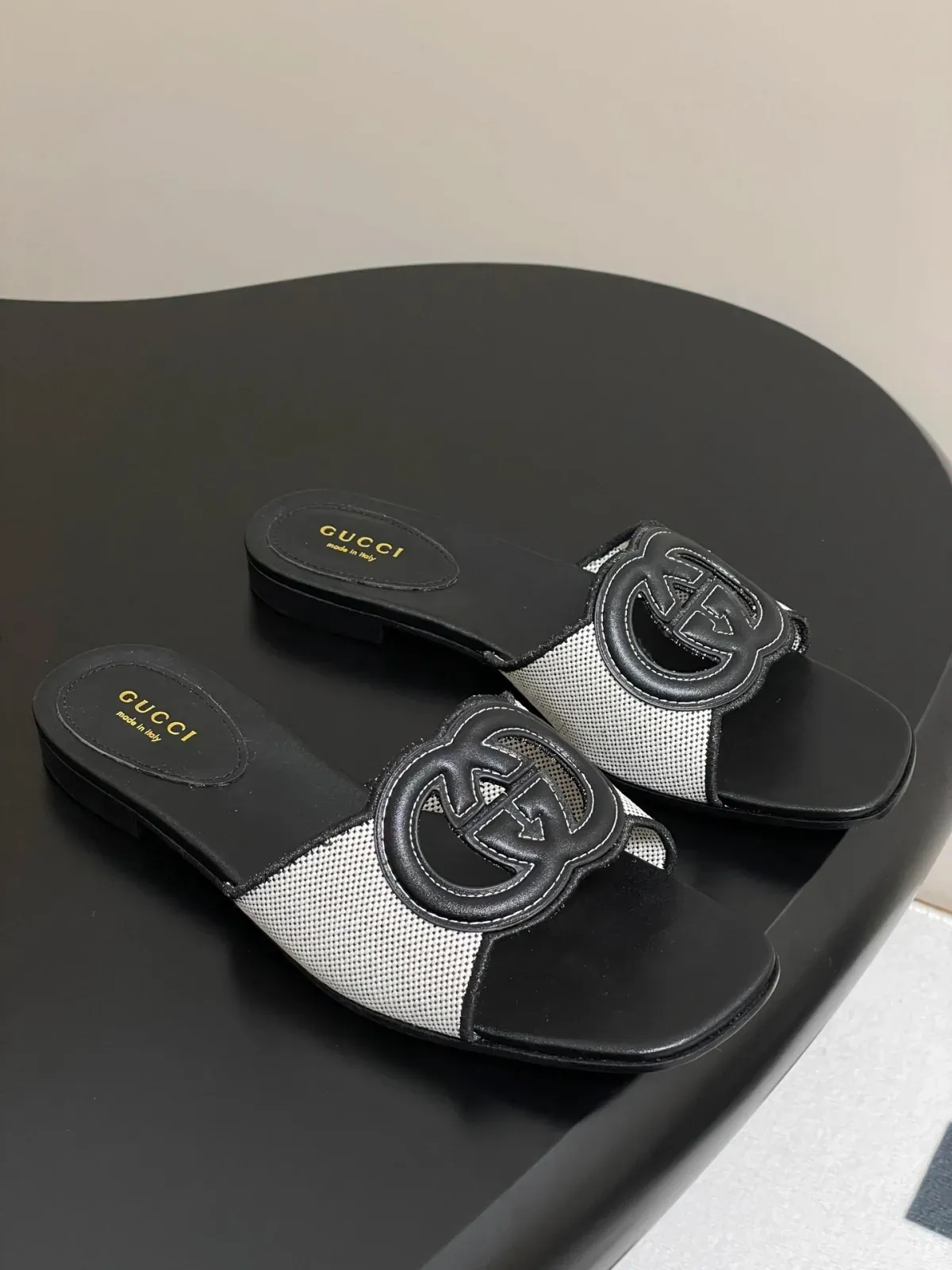 Gucci Alternative Lido in 