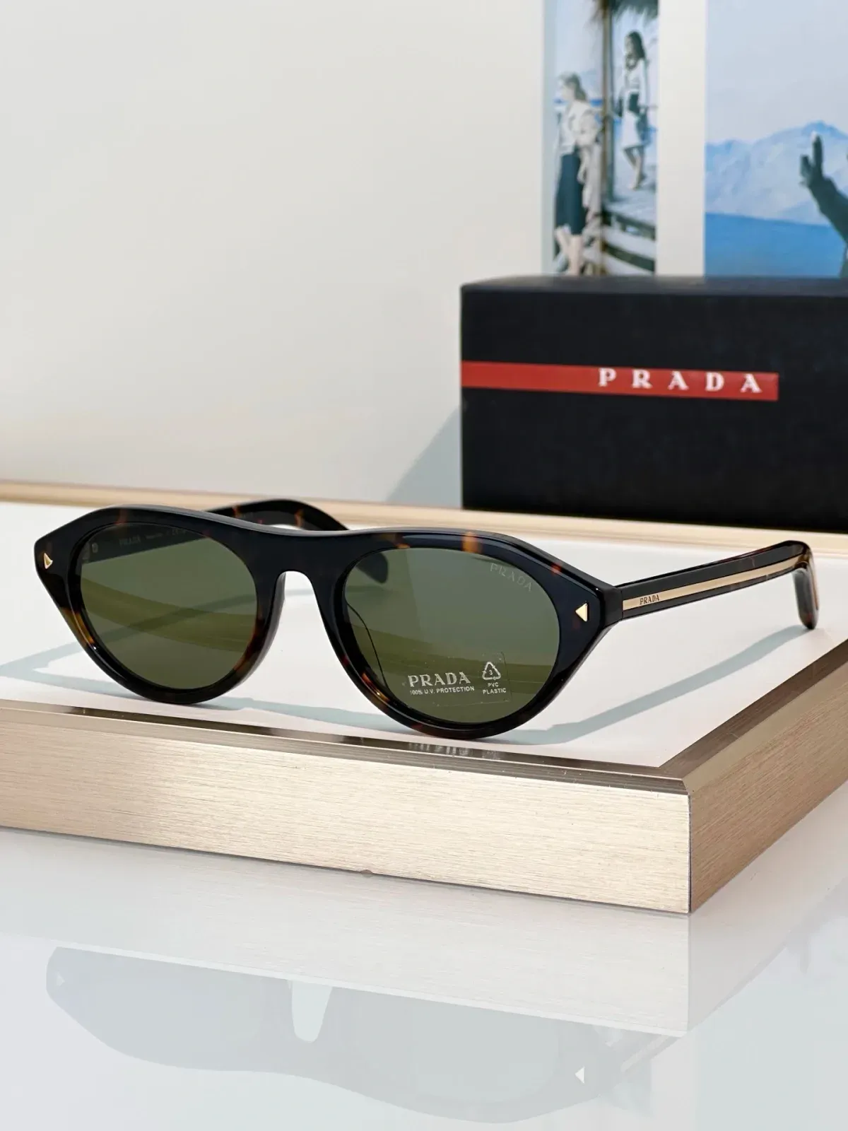 Prada Alternative Sunglasses in 
