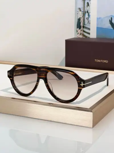 Tom Ford Alternative Sunglasses in