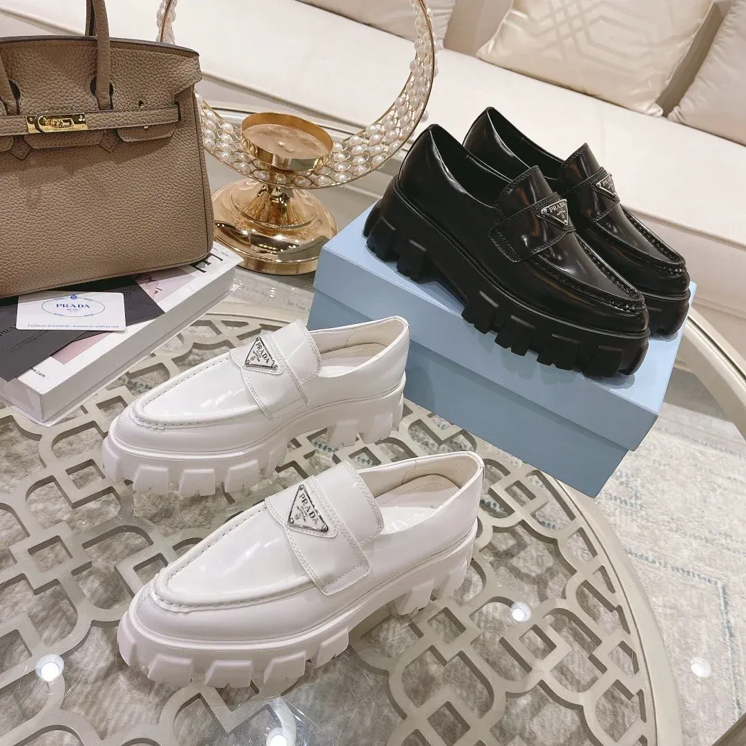 Prada Alternative Platform Casual Shoes in შავი