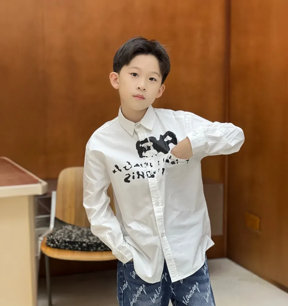 Balenciaga Alternative Graffiti Cotton Shirt in თეთრი