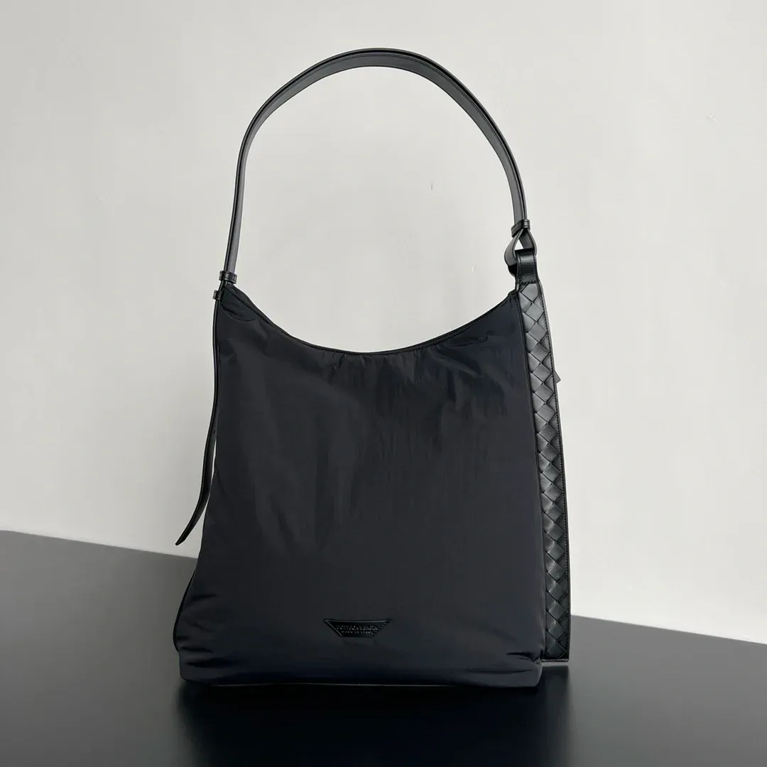 Bottega Veneta Alternative Crossroad Tote in 