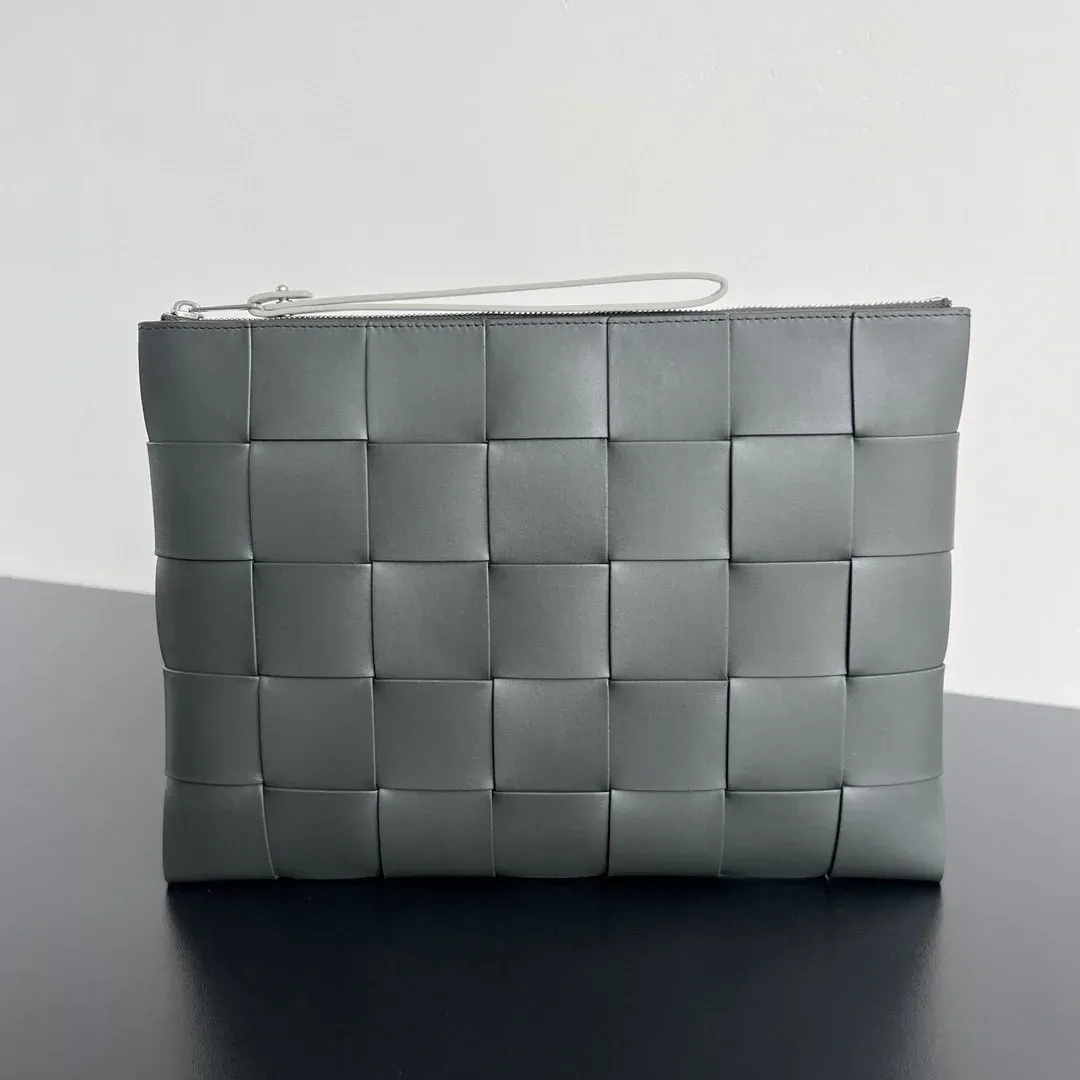 Bottega Veneta Alternative Intrecciato Handbag in 