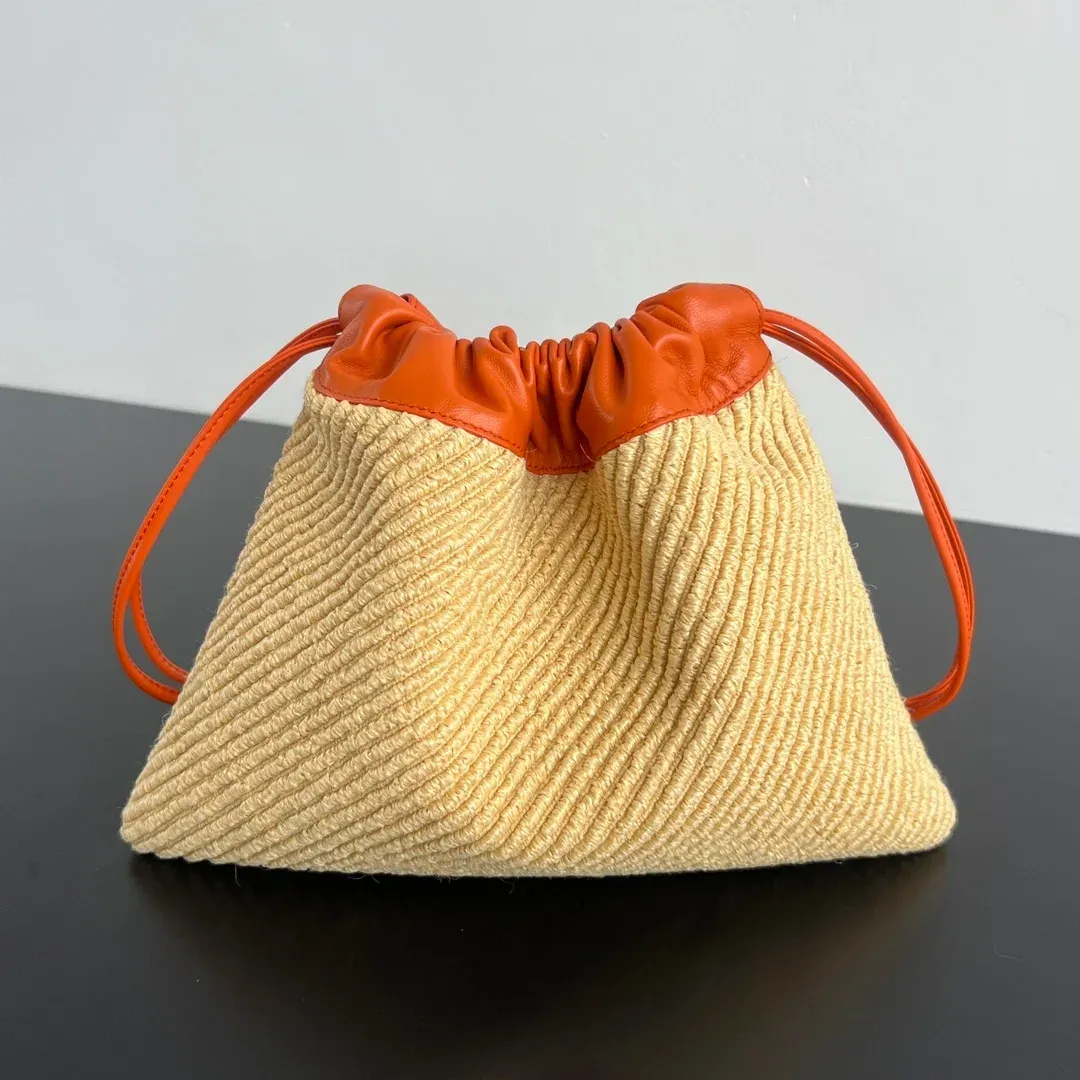 Bottega Veneta Alternative Raffia Dustbag in Orange