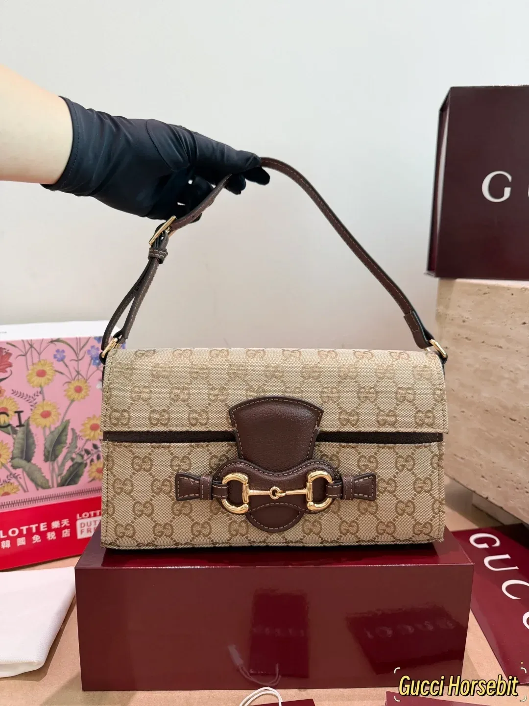 Gucci Alternative Horsebit Ristretto Handbag in 