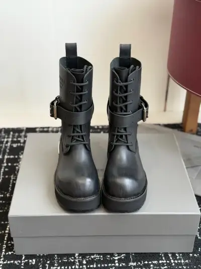 Balenciaga Alternative Venom Combat Boots in Black